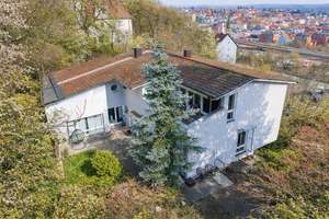 Großes Wohnhaus mit vielfältigen Nutzungs- und Erweiterungsmöglichkeiten in Coburg nähe Bahnhof – Die vollständige Adresse der Immobilie erhältst du vom Anbieter., 96450 Mitte, Coburg – Vorschaubild 2