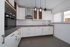 Modernisiert - Großzügig - Zentral!
Tolle 4-Zi-Wohnung – Die vollständige Adresse der Immobilie erhältst du vom Anbieter., 75175 Oststadt, Pforzheim – Vorschaubild 7