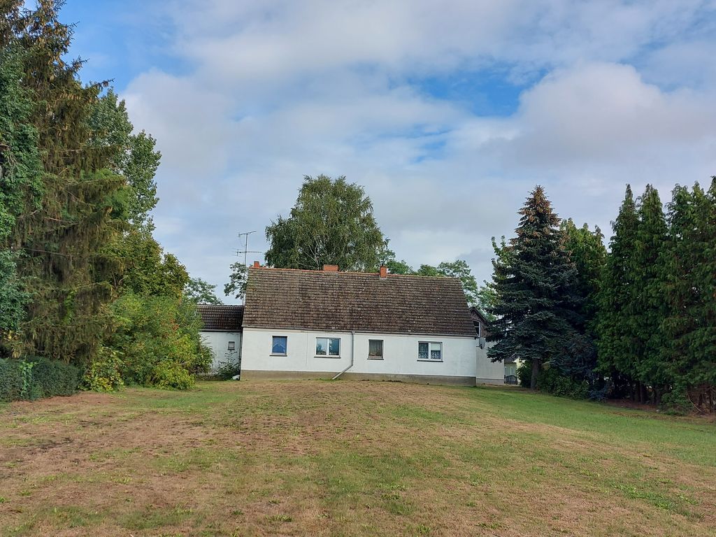 Baugrundstück mit vermietetem Bestand in sehr ruhiger Lage!