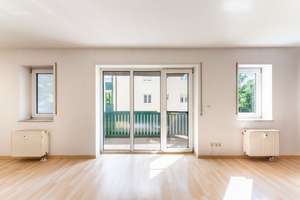 Freie! Eigentumswohnung mit Südbalkon und TG-Stellplatz - Gestaltungspotenzial inklusive! – Die vollständige Adresse der Immobilie erhältst du vom Anbieter., 1279 Laubegast, Dresden – Vorschaubild 3