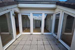 Geräumig & Leerstehend | 4 Zi.-Dachgeschoss-Wohnung+Dachterrasse | ruhiger Lage Enkheim nähe U-Bahn – 60388 Bergen-Enkheim, Frankfurt am Main – Vorschaubild 3