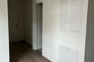 Zweitbezug, Geschmackvolle Wohnung mit einem Raum und Einbauküche in Nürnberg – Ostendstraße 121, 90482 Mögeldorf, Nürnberg – Vorschaubild 3