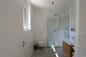 2-Zimmer-Neubau-Penthousewohnung mit Einbauküche u. TG-Stellplatz – Die vollständige Adresse der Immobilie erhältst du vom Anbieter., 81375 Neuhadern, München – Vorschaubild 10