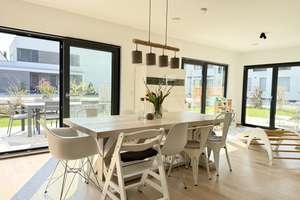 Modernes Traumhaus in Toplage: Hochwertige Ausstattung, Smart Home & stilvolles Wohnkonzept – Die vollständige Adresse der Immobilie erhältst du vom Anbieter., 77704 Oberkirch – Vorschaubild 2