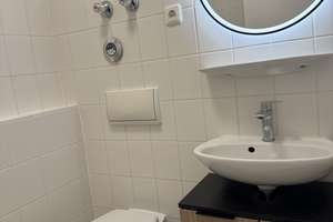 Erstbezug nach Modernisierung: Großzügige 3-Zimmer-Wohnung mit 2 Loggien – 81927 Oberföhring, München – Vorschaubild 8