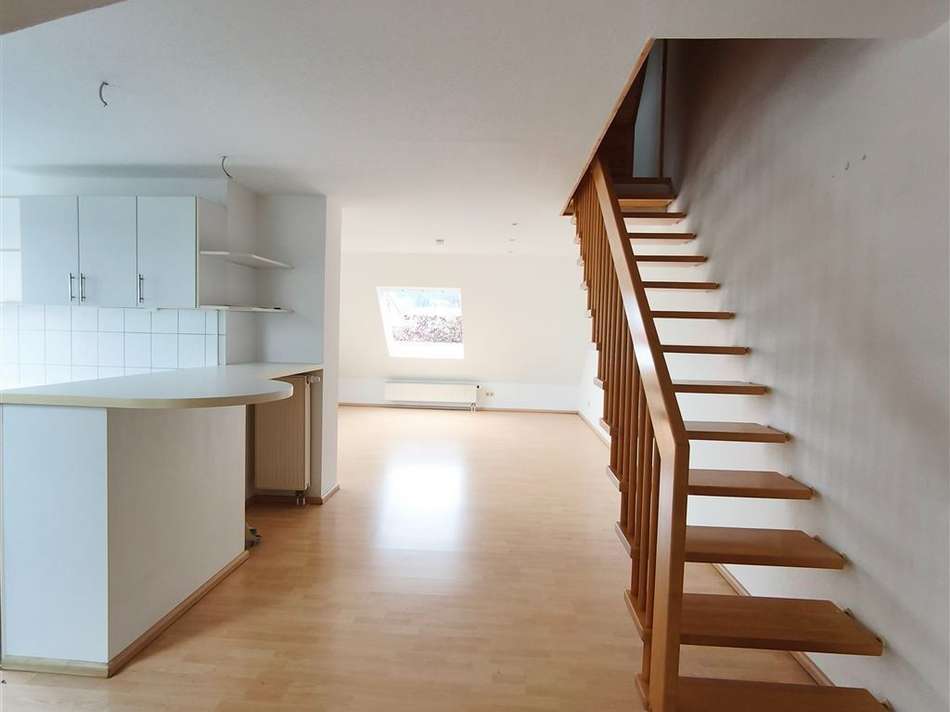 Raumblick Richtung Wohnzimmer