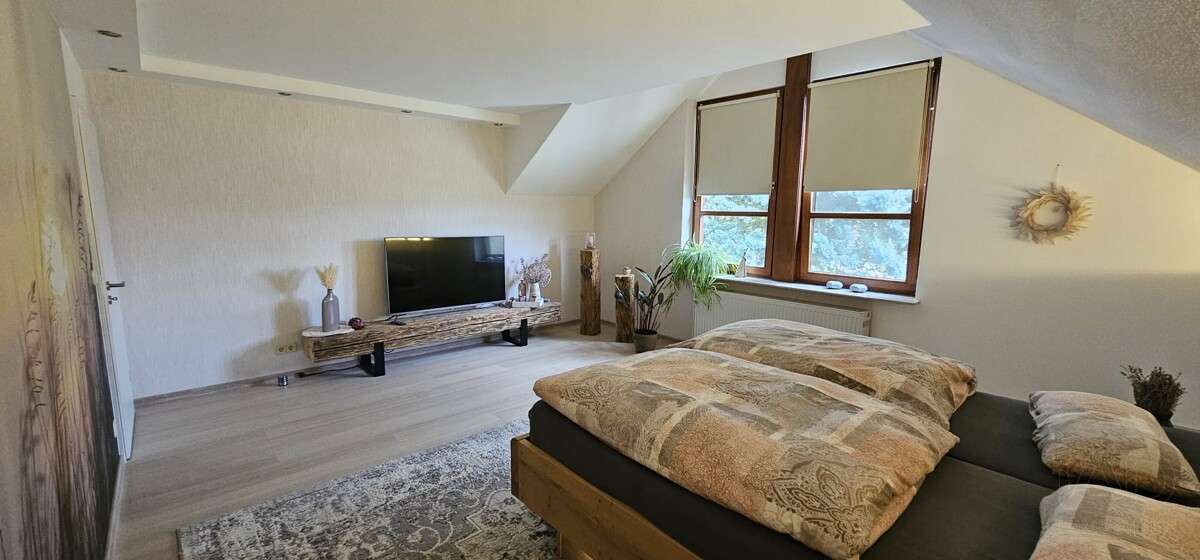 Immobilie in Oedheim - Modernisiertes 3-Familienaus-flexibel für Mehrgenerationen, Eigennutzer & Kapitalanleger - Bild 20