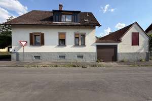 Wohnen mit Potenzial – Einfamilienhaus mit vielseitigen Nebenflächen – Die vollständige Adresse der Immobilie erhältst du vom Anbieter., 97209 Veitshöchheim – Vorschaubild 26