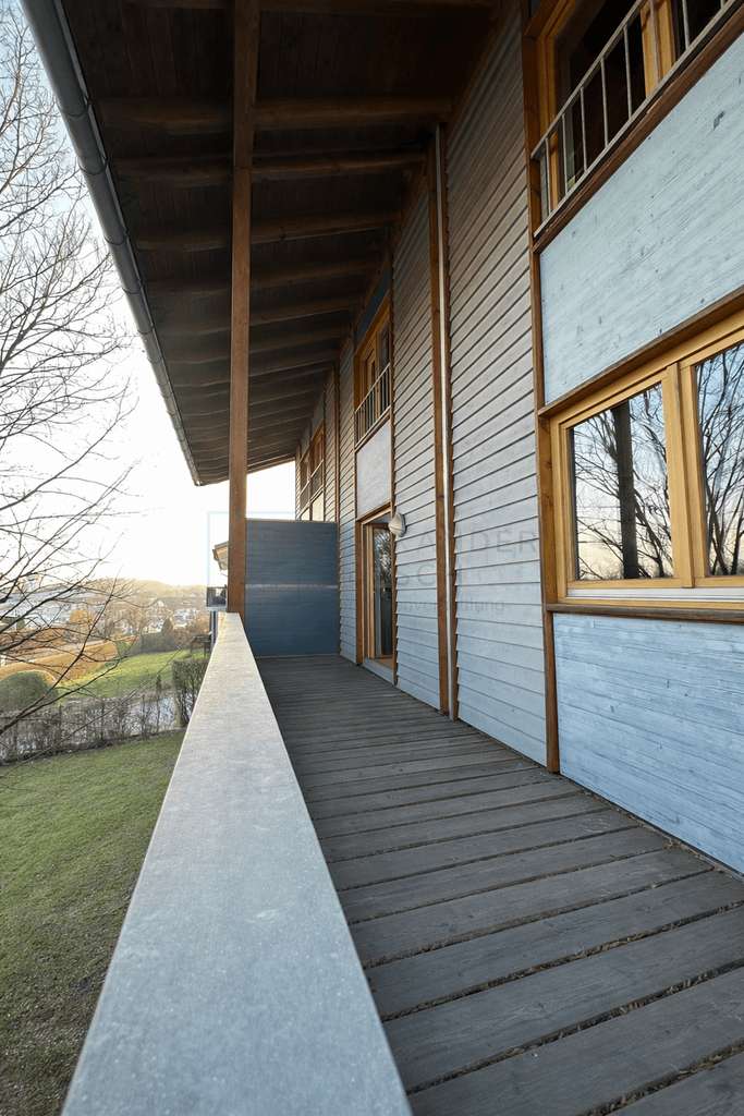 Immobilie in Baierbrunn - 2,5-Zimmer-Maisonette-Wohnung in zentraler Lage - Bild 1