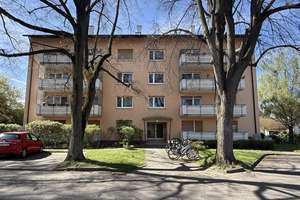 Großzügige 3-Zimmer-Wohnung mit praktischem Mansardenzimmer