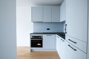 Luxus-Studio-Apartment in Ku'damm-Nähe mit Einbauküche, Balkon und Concierge-Service - Bezugsfrei! – Eisenzahnstraße 14, 10709 Wilmersdorf, Berlin – Vorschaubild 9