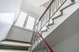 NEU *Paul & Partner* ATTRAKTIVE KAPITALANLAGE: MEHRFAMILIENHAUS IN MIT ENTWICKLUNGSSCHANCEN! – Die vollständige Adresse der Immobilie erhältst du vom Anbieter., 55252 Mainz-Kastel, Wiesbaden – Vorschaubild 7