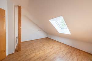 Ankommen & wohlfühlen: Familienfreundliches Einfamilienhaus mit Kamin, Terrasse & vielen Extras – Die vollständige Adresse der Immobilie erhältst du vom Anbieter., 84559 Kraiburg am Inn – Vorschaubild 18