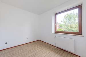 Renovierte 3-Zimmer-Etagenwohnung mit Balkon und Stellplatz im ruhigen Neugraben! – Die vollständige Adresse der Immobilie erhältst du vom Anbieter., 21147 Neugraben-Fischbek, Hamburg – Vorschaubild 8