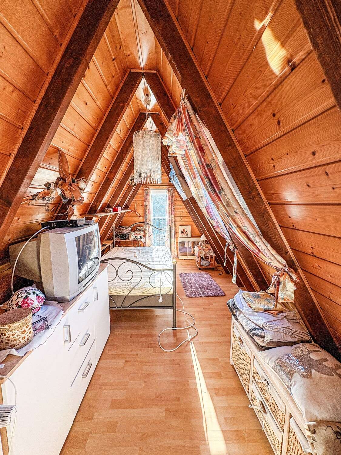 Immobilie in Gossersweiler-Stein - Modernisiertes Ferienhaus mit Sauna und Carport im Feriendorf Eichwald in Gossersweiler-Stein - Bild 11