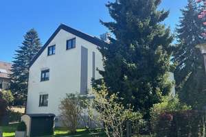 Lichtdurchflutete 3,5-Zimmer-Eigentumswohnung mit Balkon und Garage in Karlsruhe-Wolfartsweier – Die vollständige Adresse der Immobilie erhältst du vom Anbieter., 76228 Wolfartsweier, Karlsruhe – Vorschaubild 2