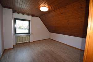 Hier ist Platz für die ganze Familie: Wohnhaus mit Einliegerwohnung und Bauland in 41379 Brüggen – Die vollständige Adresse der Immobilie erhältst du vom Anbieter., 41379 Brüggen – Vorschaubild 20