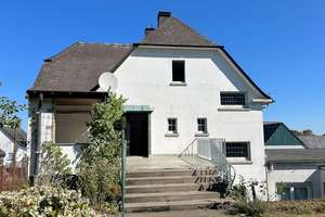 Wohnen und Gewerbe kombiniert: Zweifamilienhaus mit separater Gewerbeeinheit im Herzen von Hir – Die vollständige Adresse der Immobilie erhältst du vom Anbieter., 59581 Warstein – Vorschaubild 5