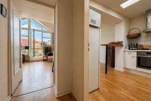 Bezugsfreie DG-Wohnung mit Loggia und KFZ-Stellplatz