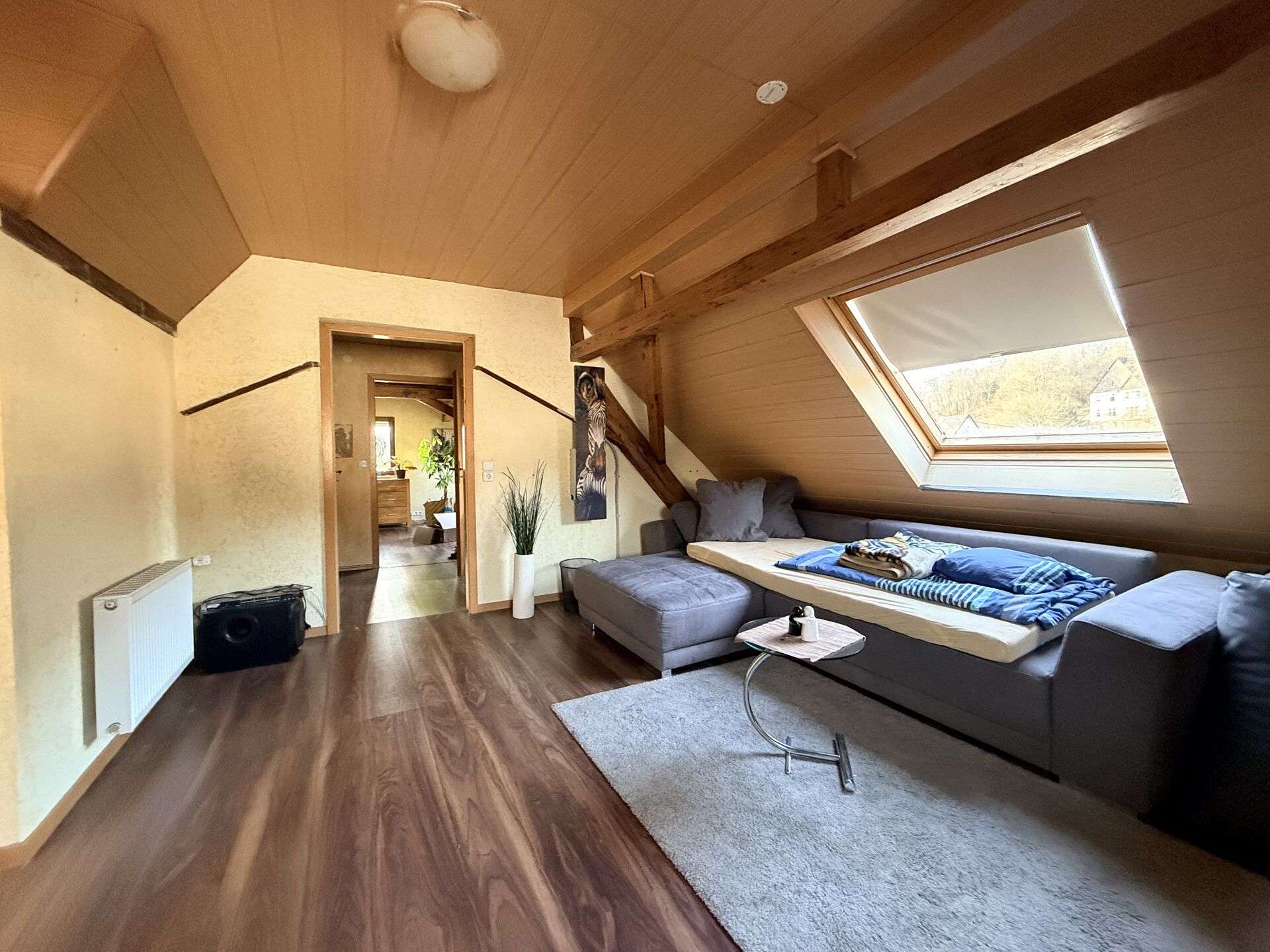 Immobilie in Neuwied - Platz ohne Kompromisse: Großzügiges Wohnhaus mit Scheune und Halle – Ihr Freiraum für Leben und Busi - Bild 9