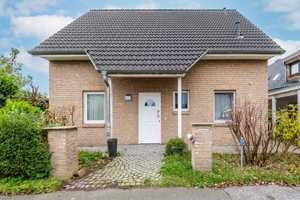 Hamburg - Wilhelmsburg | Sanierte Doppelhaushälfte und Einfamilienhaus mit ruhiger Lage & City-Nähe – Hamburg – Vorschaubild 2