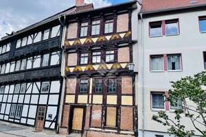 ****Denkmalgeschütztes Mehrfamilienhaus – ideal für studentische Vermietung**** – Die vollständige Adresse der Immobilie erhältst du vom Anbieter., 38820 Halberstadt – Vorschaubild 2