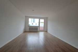 Einziehen und wohlfühlen! Helle 4-Zimmer-Wohnung mit Balkon – Sielkamp 32, 38112 Braunschweig – Vorschaubild 2