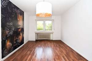 Bielefeld-Oldentrup: Zentral gelegene 2-Zimmer-Eigentumswohnung mit Balkon auf Erbpachtgrundstück!