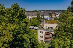 Stadtleben trifft Rückzugsort | Ihre sanierte Wohlfühlwohnung mit Balkon in zentralster Lage