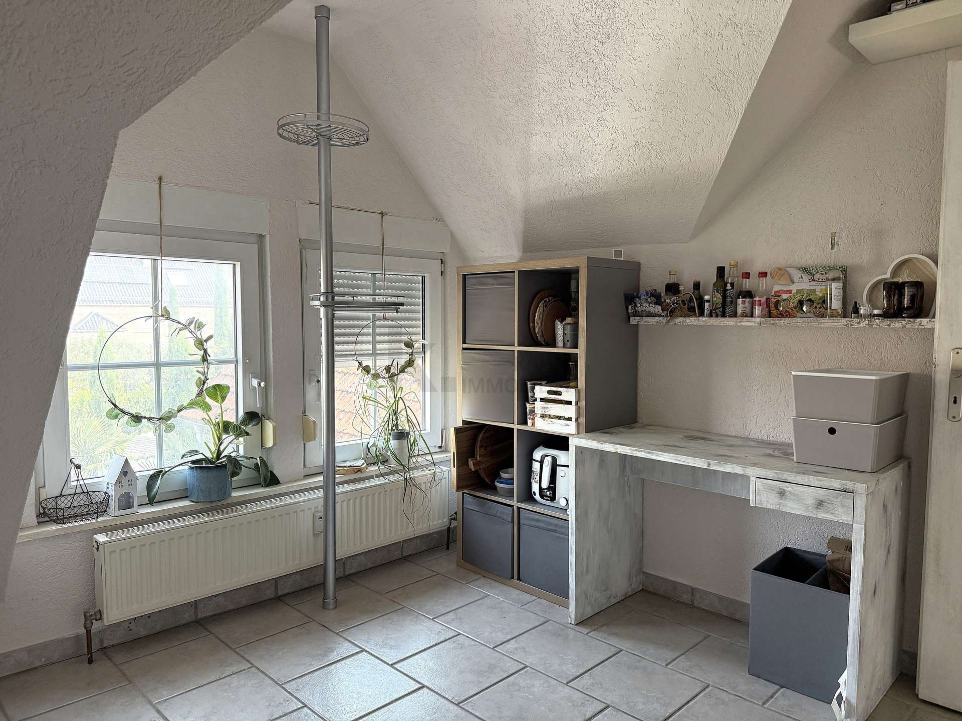 Immobilie in Oberhausen-Rheinhausen - EINZIGARTIGES WOHNERLEBNIS - GROßZÜGIGE MAISONETTE WOHNUNG AUF 3 EBENEN - Bild 9