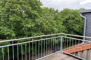 Lichtdurchflutete Dachgeschoßwohnung in Barmbek-Nord mit eigenem Stellplatz – Starstraße 33, 22305 Barmbek-Nord, Hamburg – Vorschaubild 7