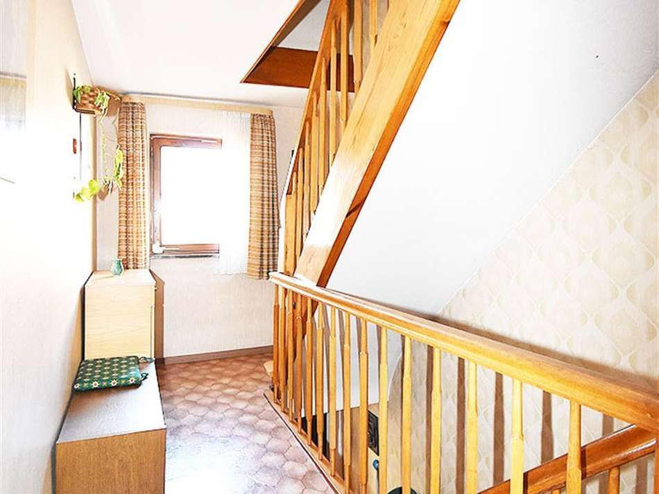 Hochwertige Echtholztreppe