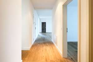 Modern, Lichtdurchflutet, Großzügig: 4-Raum-Wohnung mit Sonnenbalkon – Die vollständige Adresse der Immobilie erhältst du vom Anbieter., 40547 Oberkassel, Düsseldorf – Vorschaubild 7
