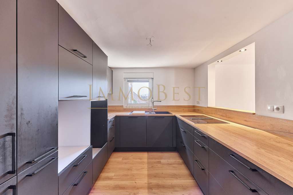 Immobilie in Eschbach - Sofort Bezugsbereit - Freistehendes Einfamilienhaus zum Kauf mit Garage, Hof und Nebengebäuden! - Bild 3