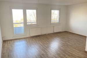 Große 3RW mit Balkon...
