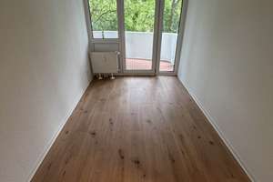 Schönes, helles WG-Zimmer in Köln, Zollstock – 9m2 – Erstbezug nach Sanierung