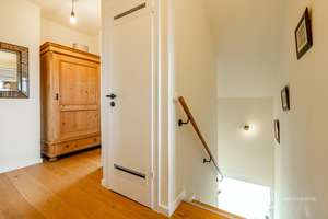 MANNELLA *Modernisiertes Einfamilienhaus mit kleinem Gästehaus* Photovoltaik und herrlichem Weitblic – Die vollständige Adresse der Immobilie erhältst du vom Anbieter., 53819 Neunkirchen-Seelscheid – Vorschaubild 20