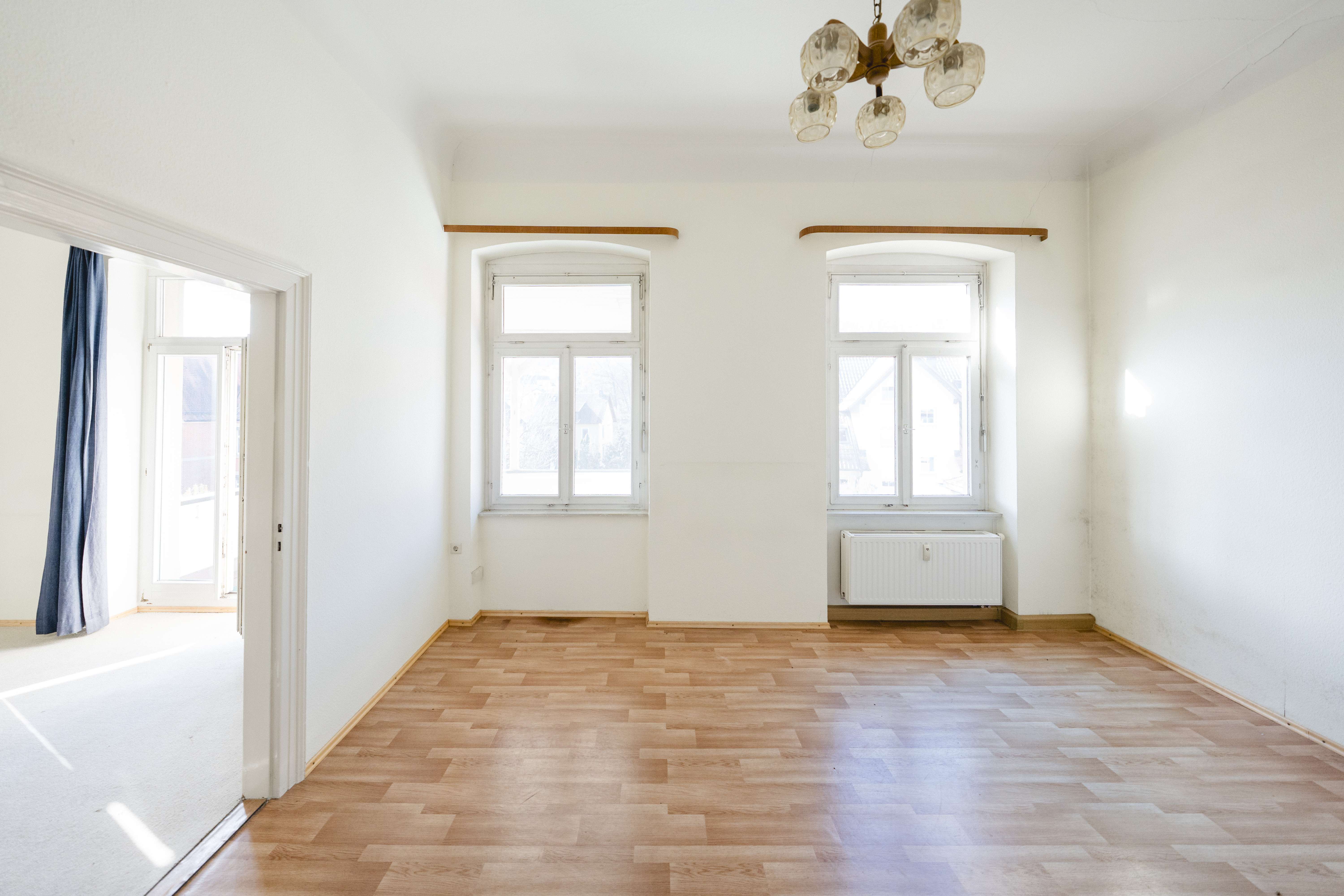 Immobilie in Ispringen - Ein Haus mit Seele: Großzügige Fläche in historischem Gebäude! - Bild 9