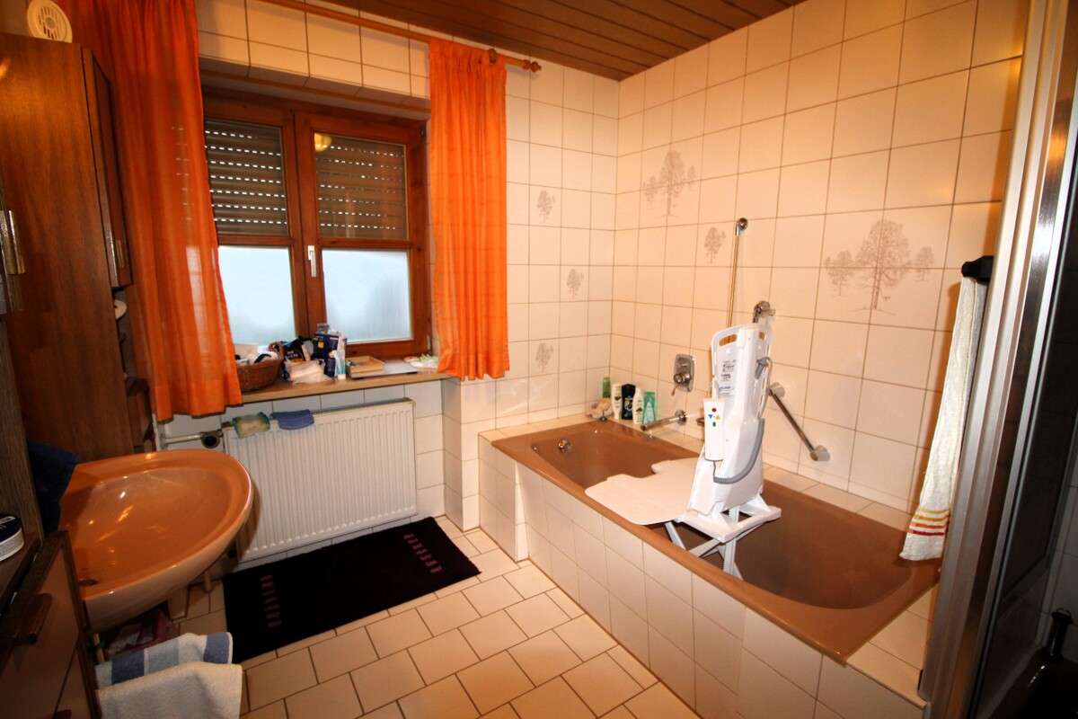 Immobilie in Marklkofen - Familienfreundliches, sehr gepflegtes EFH wartet auf Ihren Einzug - Bild 9