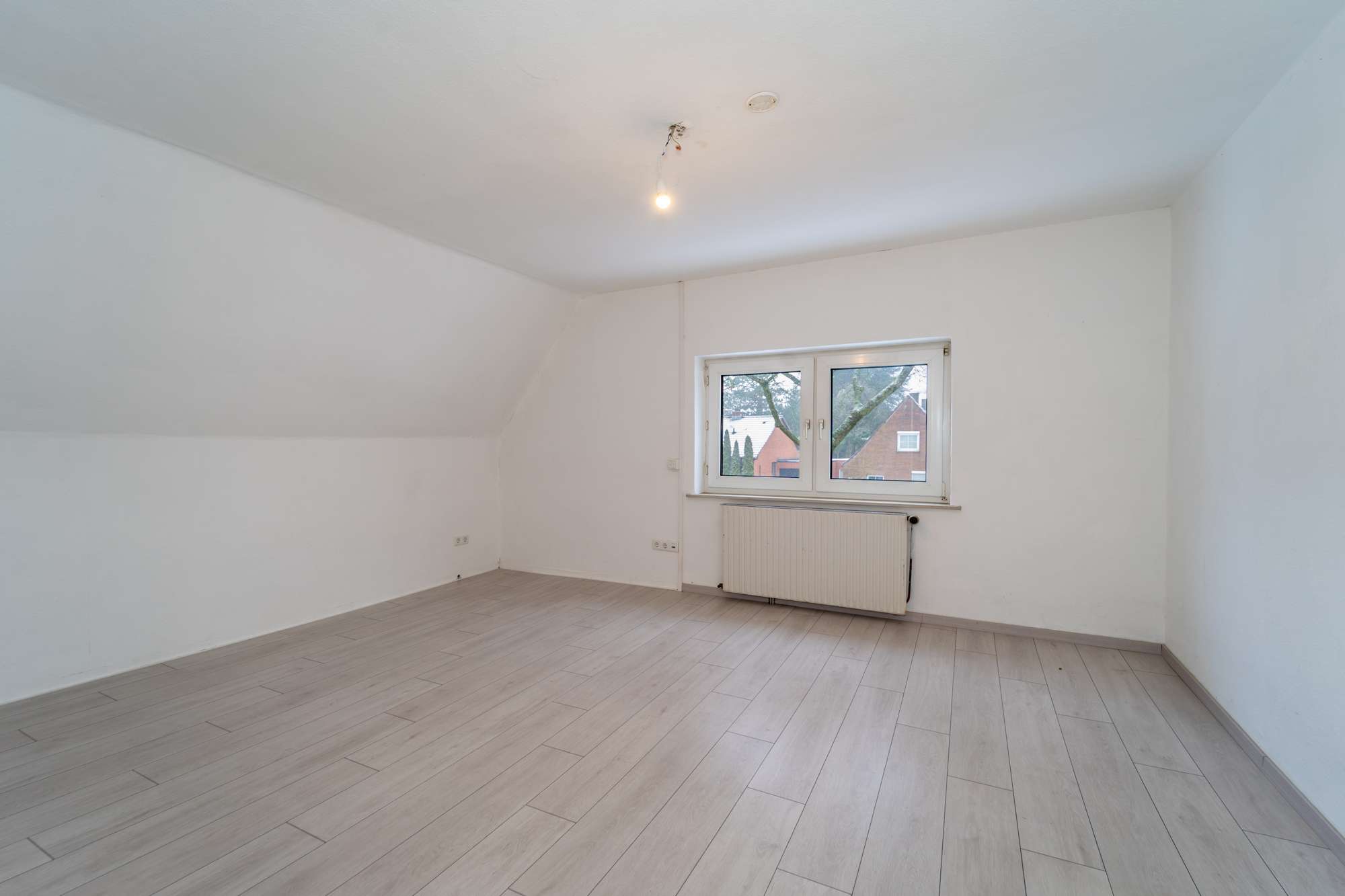 Immobilie in Westerrönfeld - Solide Investition in die Zukunft – Gepflegtes Haus in gefragter Wohnlage - Bild 10