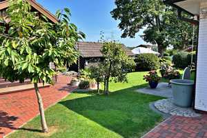 Einfamilienhaus mit Einliegerwohnung und Gartenidylle – Oldenburg (Kreis) – Vorschaubild 7