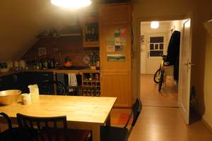 Gemütliche Drei-Zimmer-Dachgeschoss-Wohnung in Stuttgart Bad-Cannstatt – Die vollständige Adresse der Immobilie erhältst du vom Anbieter., 70372 Cannstatt-Mitte, Stuttgart – Vorschaubild 5