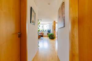 Attraktive, freiwerdende 3-Zimmer-Wohnung mit zwei herrlichen Balkonen & TG-Stellplatz im Rieselfeld – 79111 Rieselfeld, Freiburg im Breisgau – Vorschaubild 10
