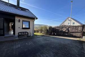 SONNENLAGE! Großes EFH (160 m²) + Doppelgarage + Hobbyräume,Balkon, Terrasse  – Kesseltalstraße 46, 86660 Tapfheim – Vorschaubild 14