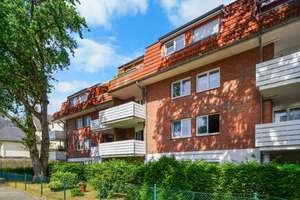 Gepflegte 3-Zimmer-Wohnung mit großem Dachboden und sonnigem Balkon