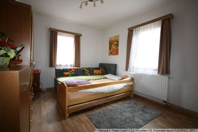 Immobilie in Meiningen - Charmantes Anwesen mit Potenzial in Meiningen – Ortsteil Helba - Bild 3