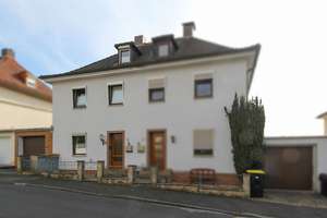 RESERVIERT: Doppelhaushälfte mit Balkon, Dachstudio und Garten – Die vollständige Adresse der Immobilie erhältst du vom Anbieter., 36251 Bad Hersfeld – Vorschaubild 3