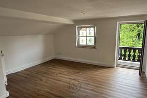 Gemütliche 3 Zimmerwohnung mit Balkon in Dietramszell