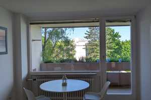 Möblierte 1-Zimmer-Whg mit EBK/Furnished 1 bedroom apt with kitchen in München Laim – Hauzenbergerstraße 20, 80686 München – Vorschaubild 4