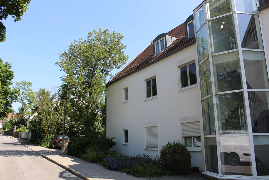 3-Zimmer-EG-Wohnung Landshut, Hofberg mit Garten